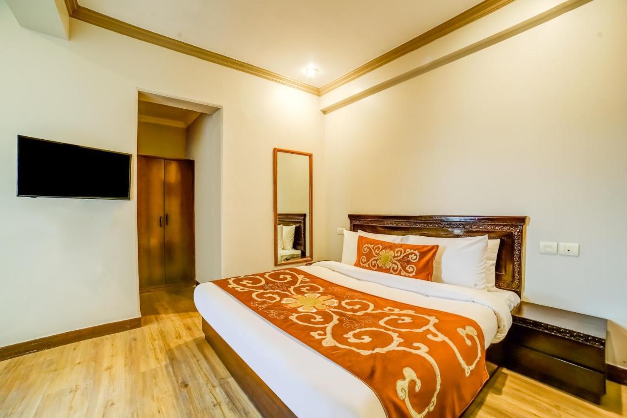 Summit Naldehra Grand & Resort 3*