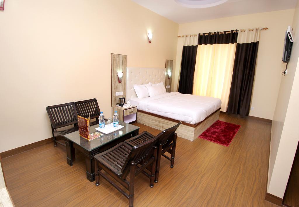 Hotel The Grand Welcome 3*