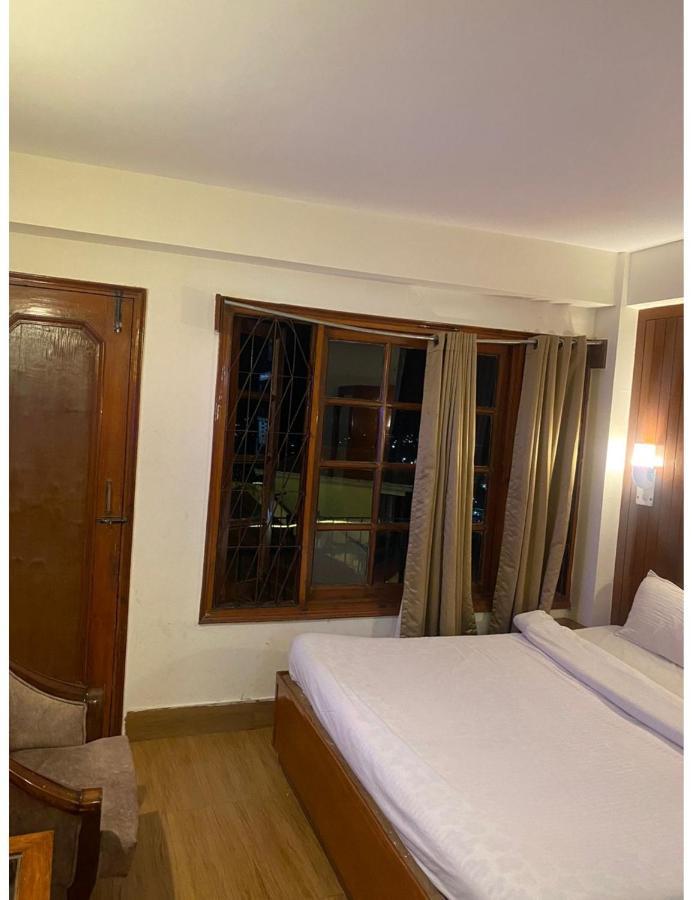 Homestay Woodland, *