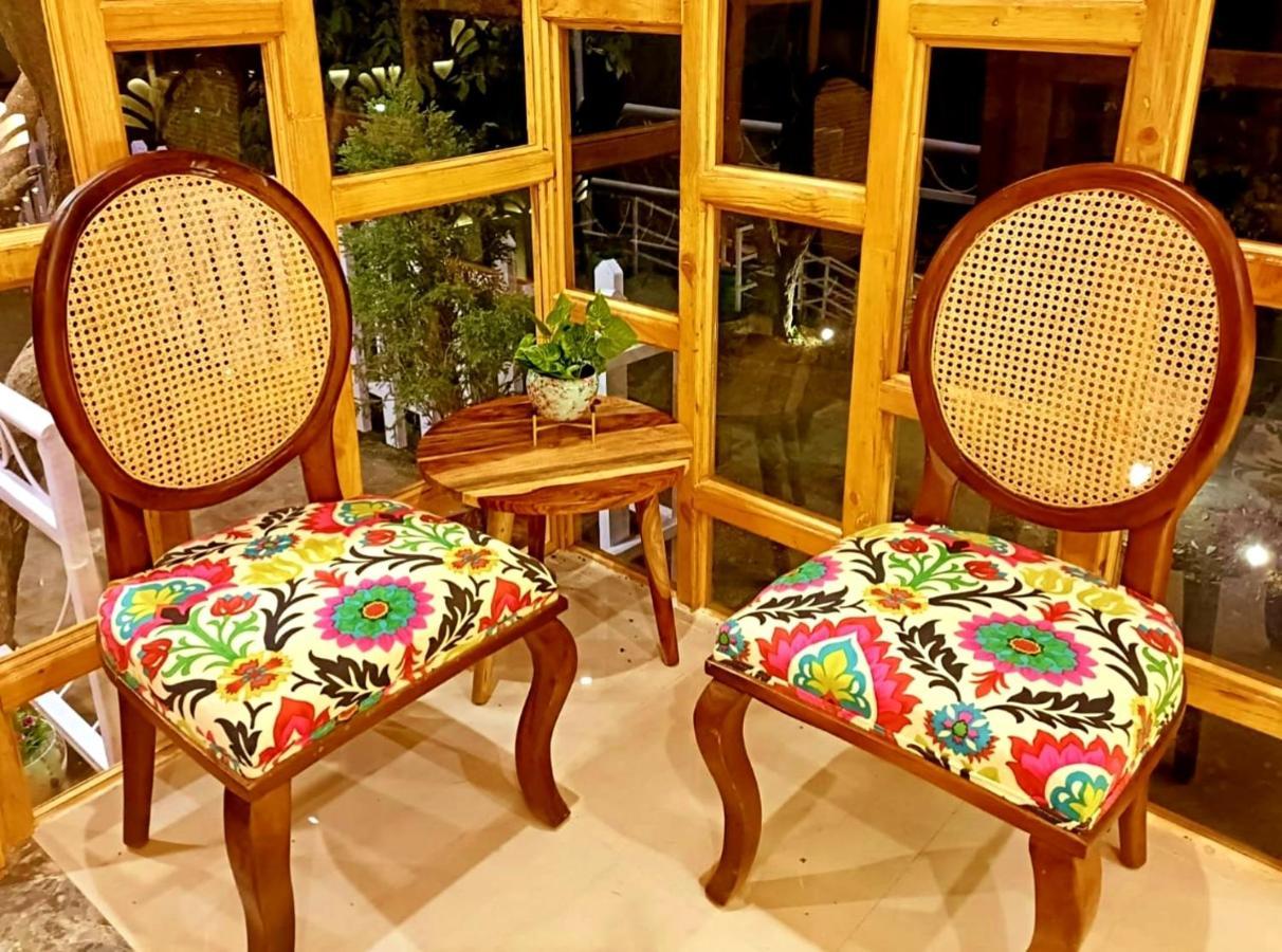 Aamod At Shoghi Luxury Resort