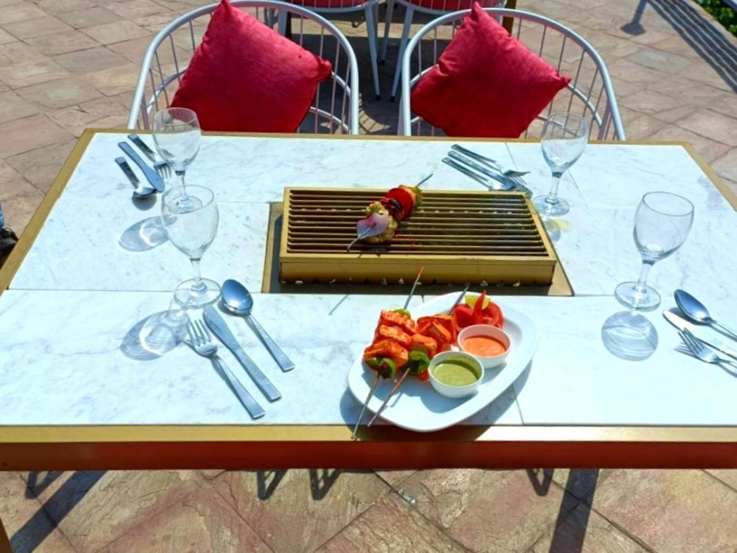 Aamod At Shoghi Luxury 4*