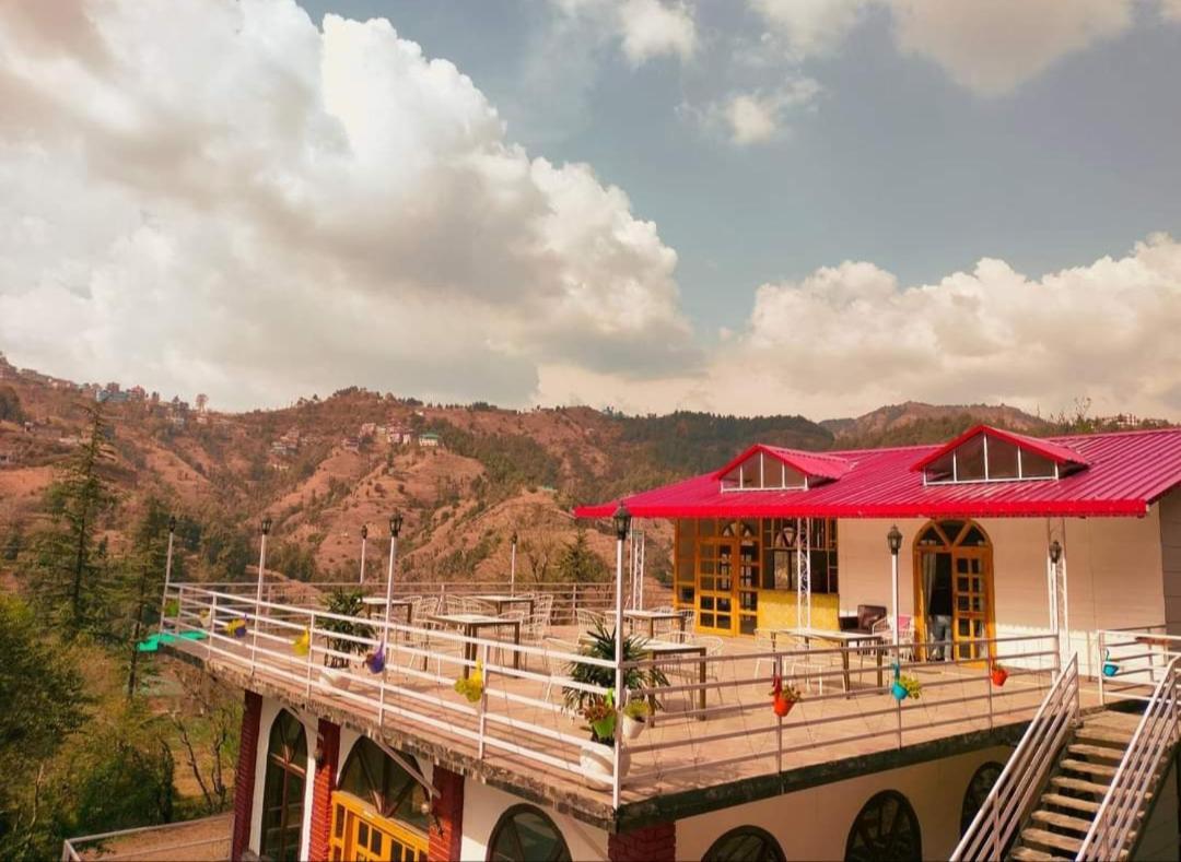 Aamod At Shoghi Luxury Resort
