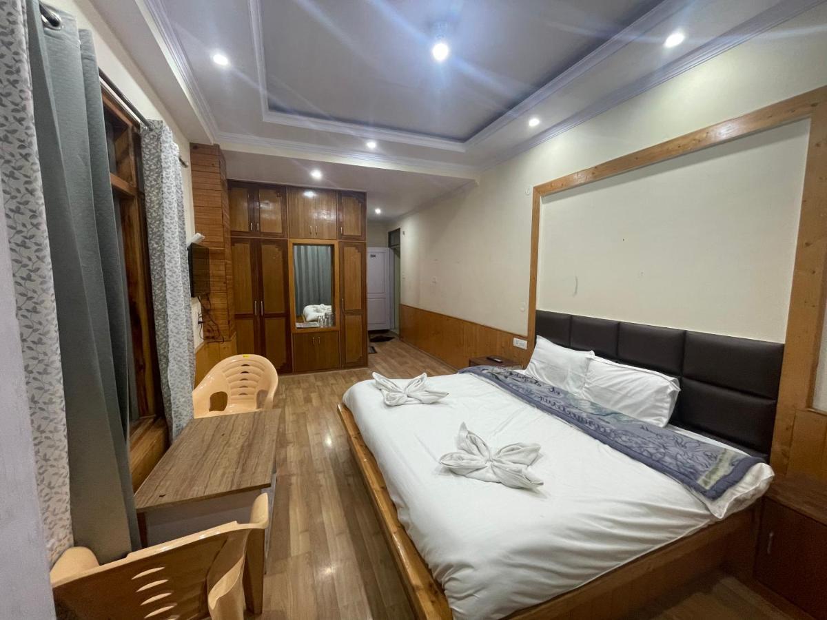 Arowana Woods Homestay Shimla