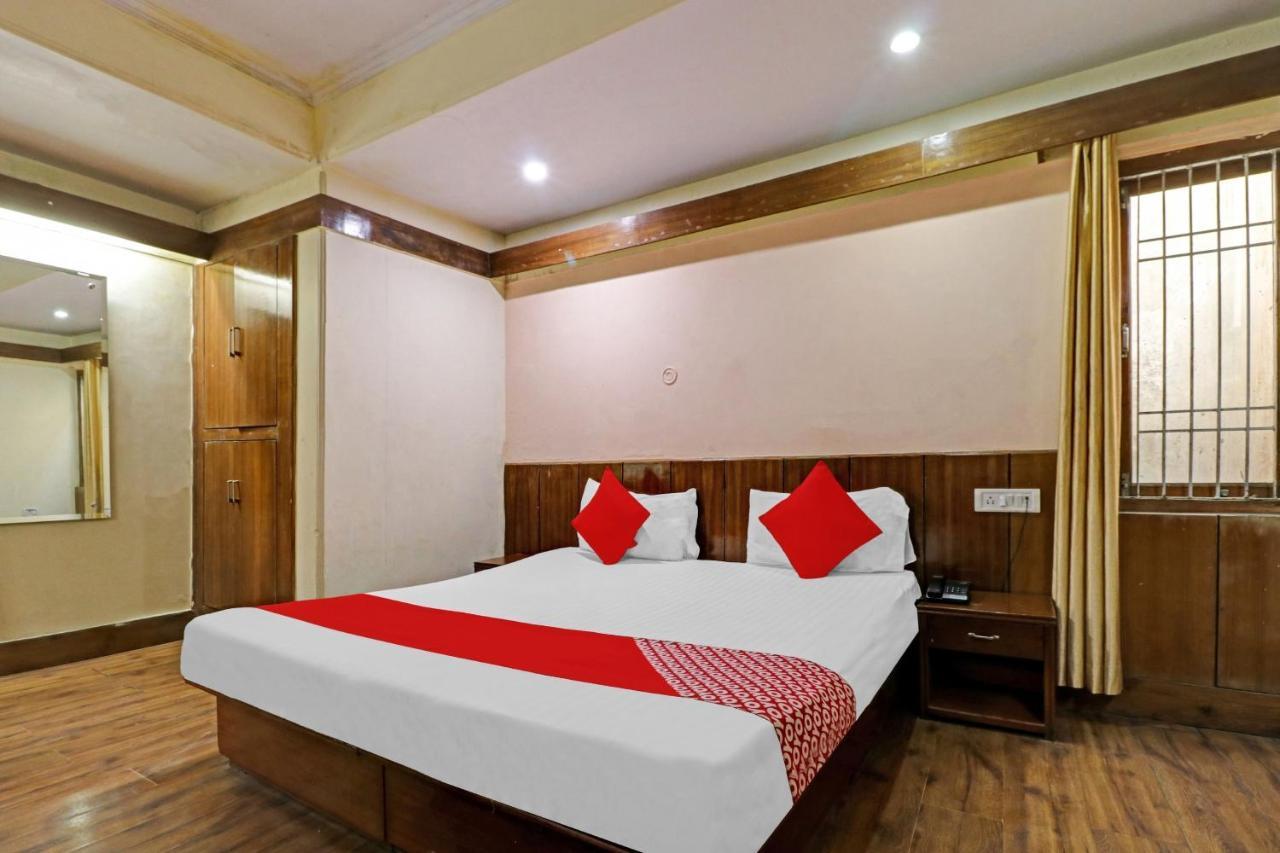 Hotel Flagship Yadgar 3*