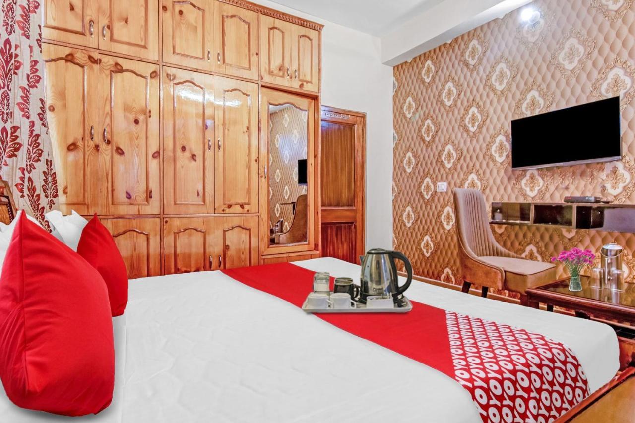 Hotel O Aston Hills 4*