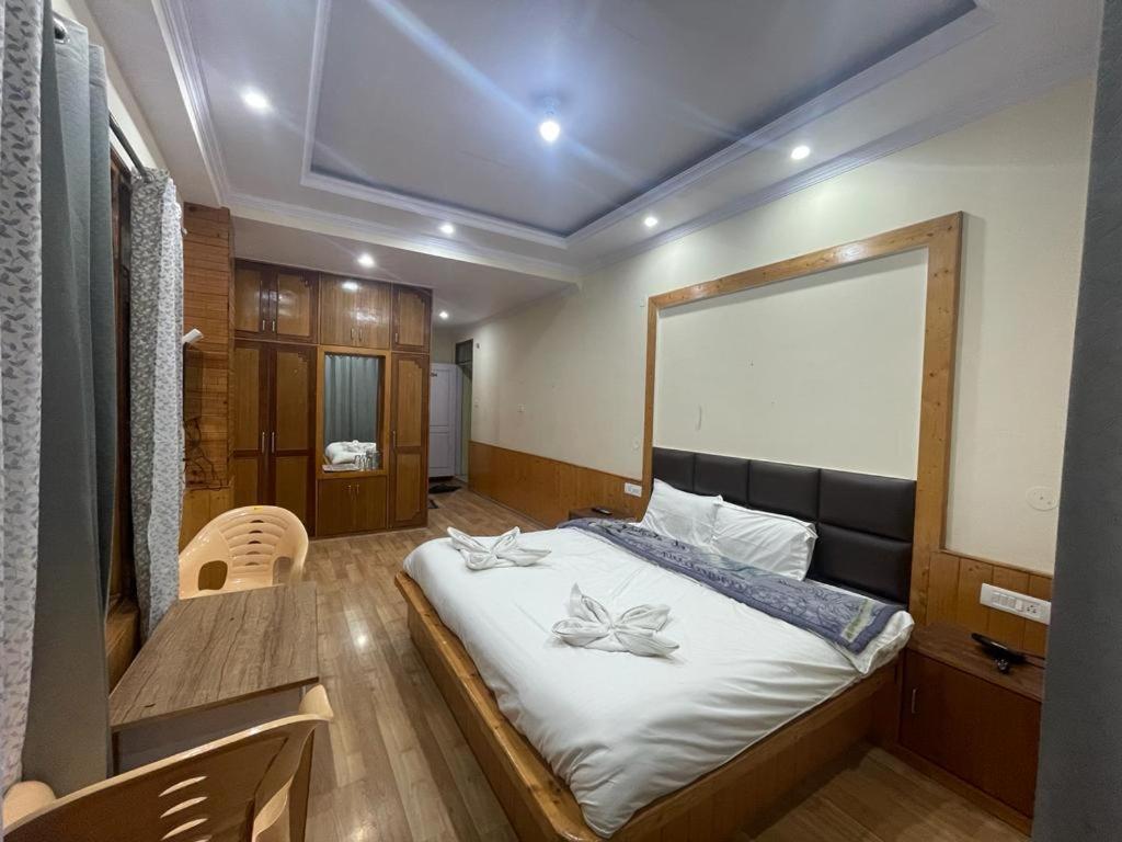 Homestay Arowana Woods *