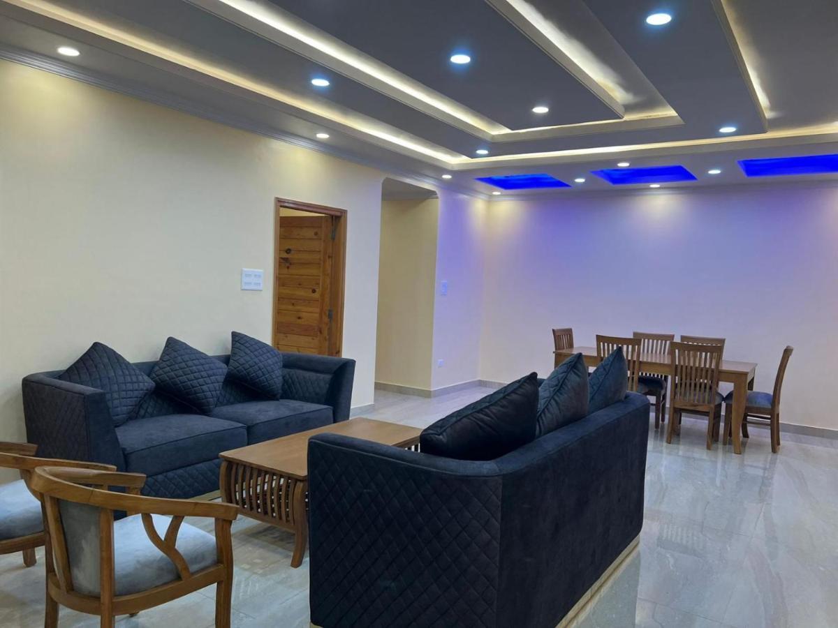 Superb For Groups Apartment
