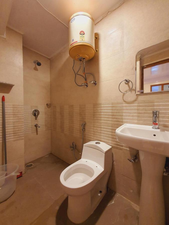 Rihaish Dbl With Kitchen * Shimla