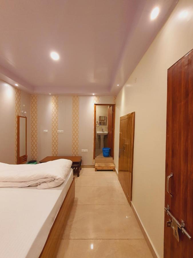 Rihaish Dbl With Kitchen Apartment Shimla