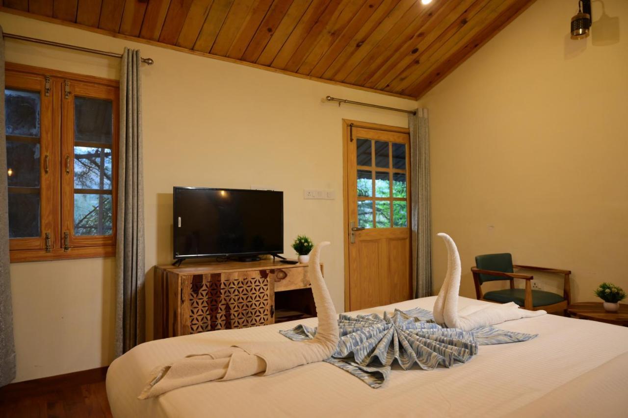 Aamod At Shoghi Luxury Resort 4*