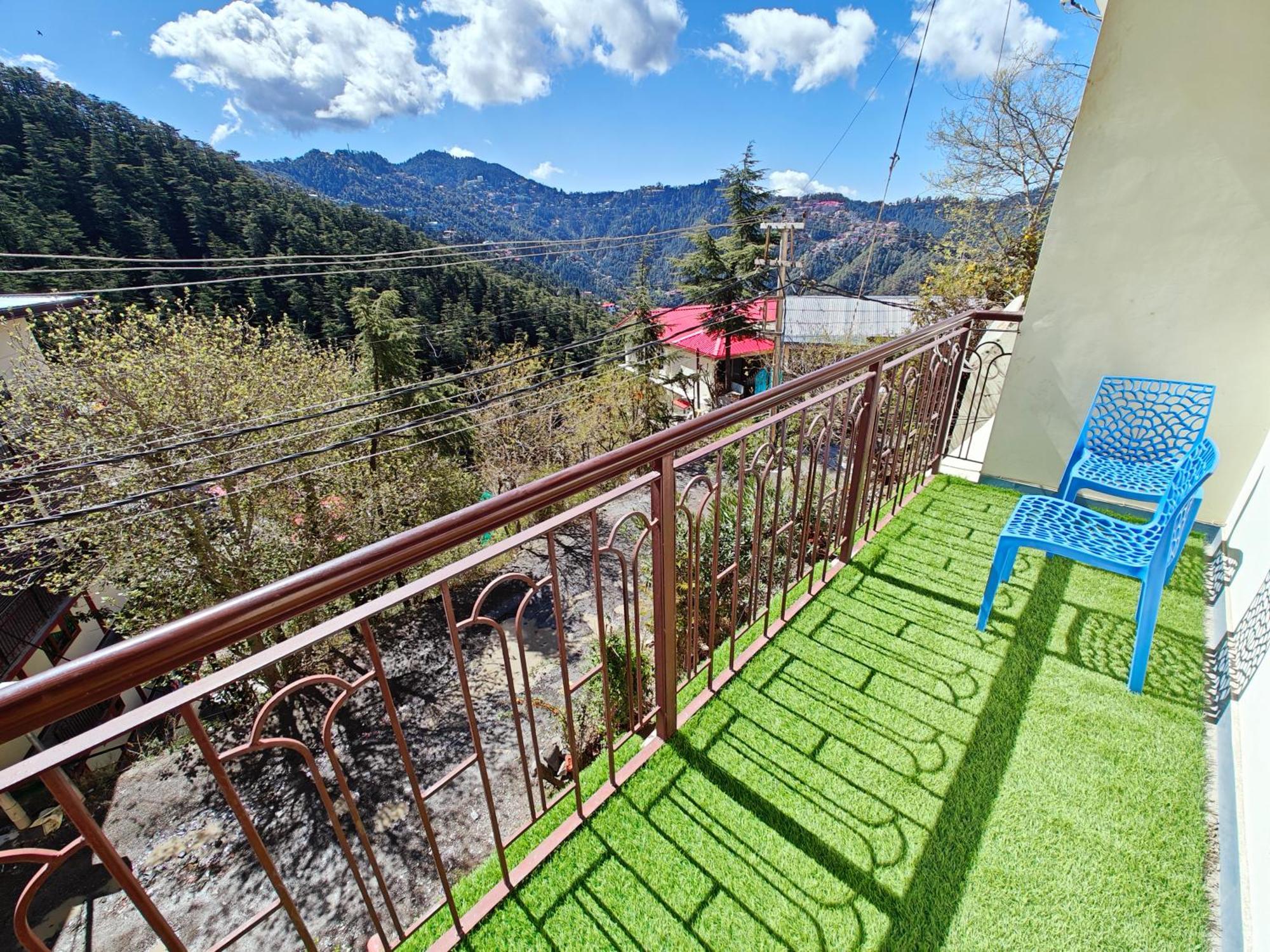Homestay Frosty Woods Homestay