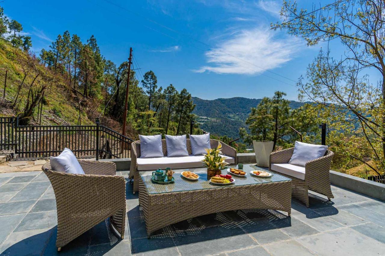 Villa Stayvista At Residences By Tarika - Bonfire And Courtyard