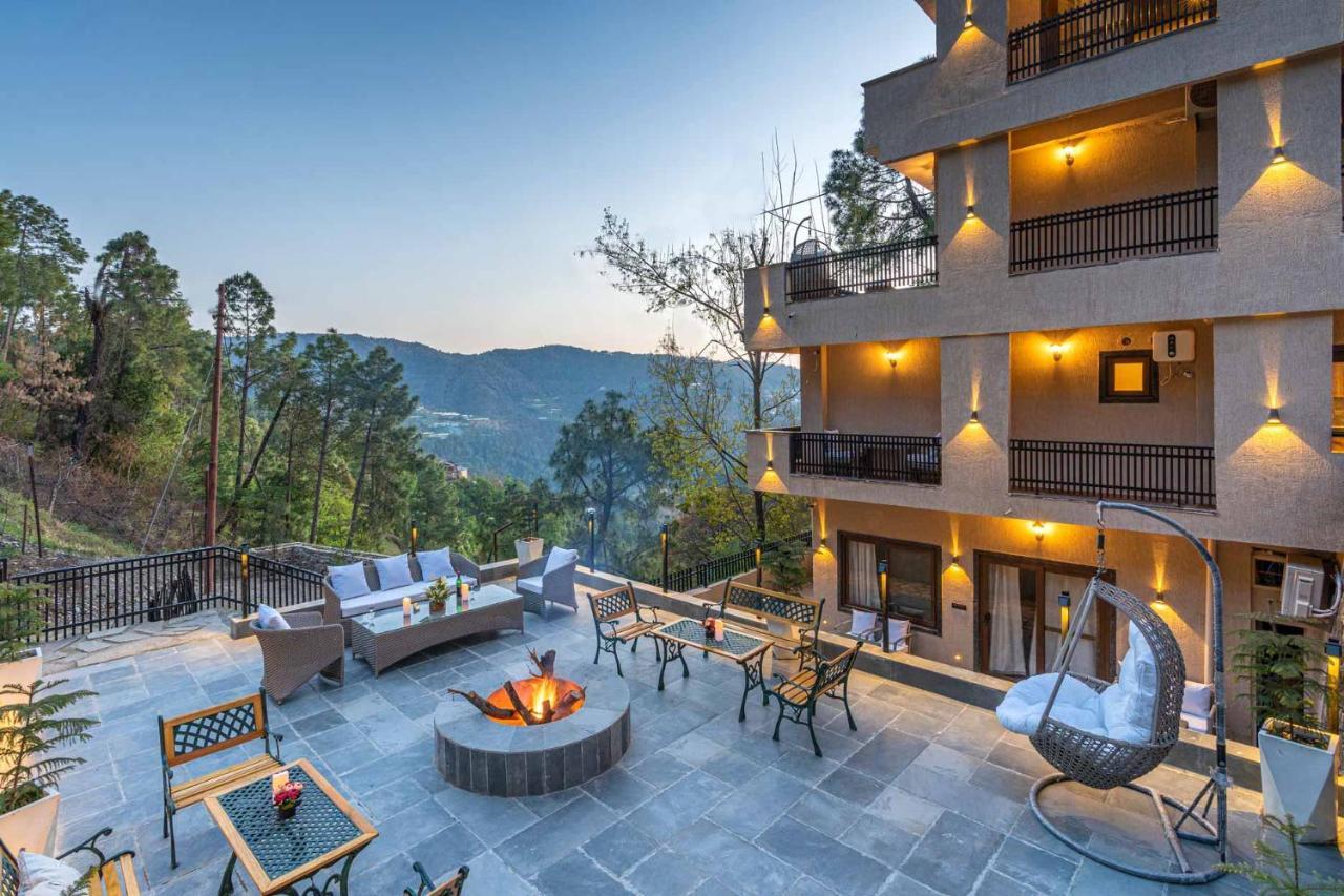 Stayvista At Residences By Tarika - Bonfire And Courtyard *