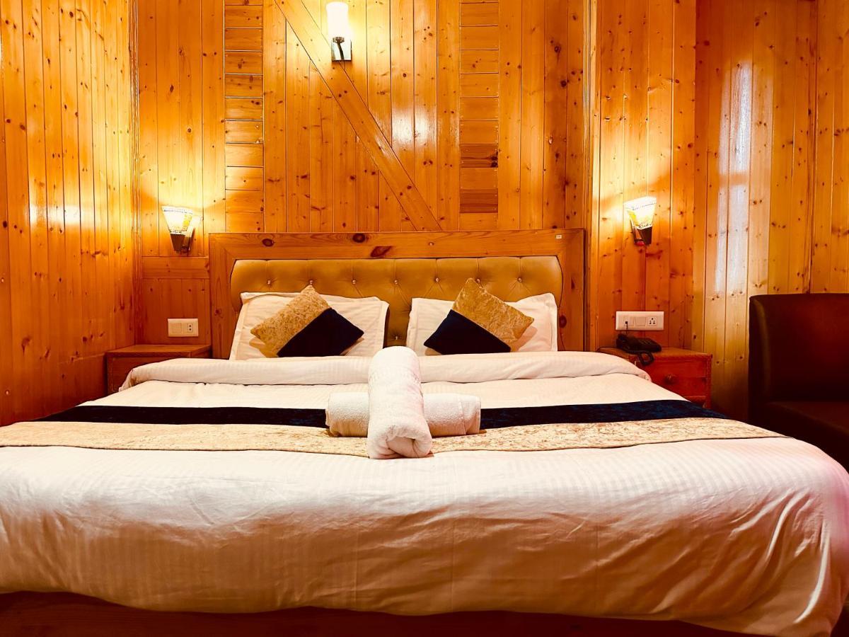 Aston Hills - Rated And Awarded Hotel Shimla