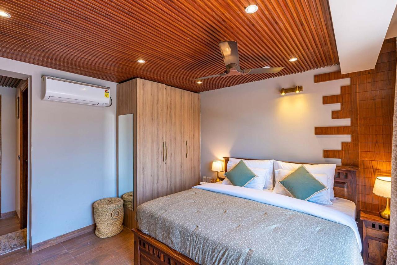 Stayvista At Residences By Tarika - Bonfire And Courtyard Villa