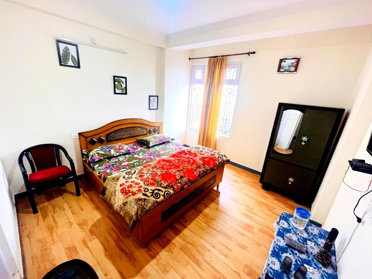 Frosty Woods Homestay * Shimla