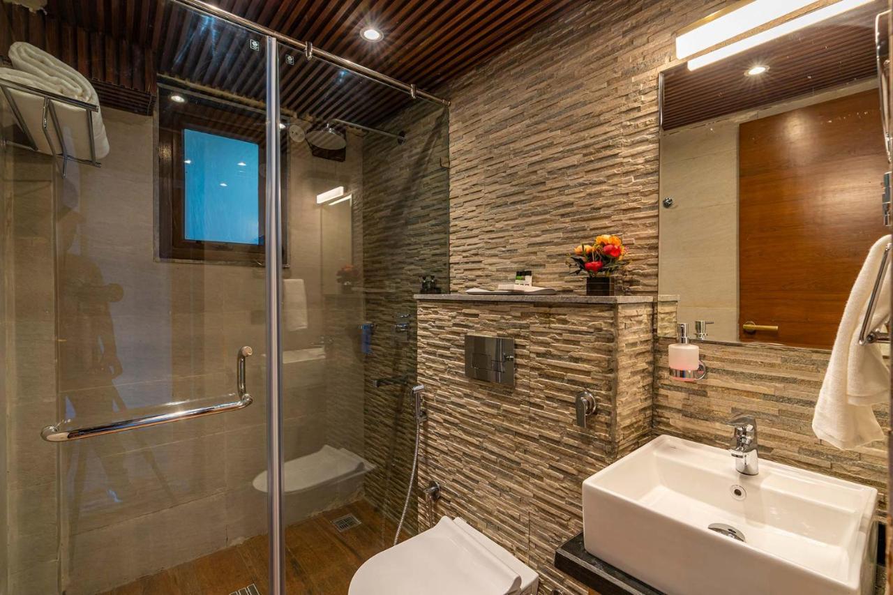 Villa Stayvista At Residences By Tarika - Bonfire And Courtyard *