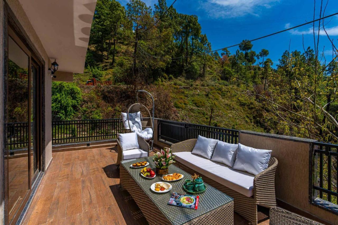 Villa Stayvista At Residences By Tarika - Bonfire And Courtyard