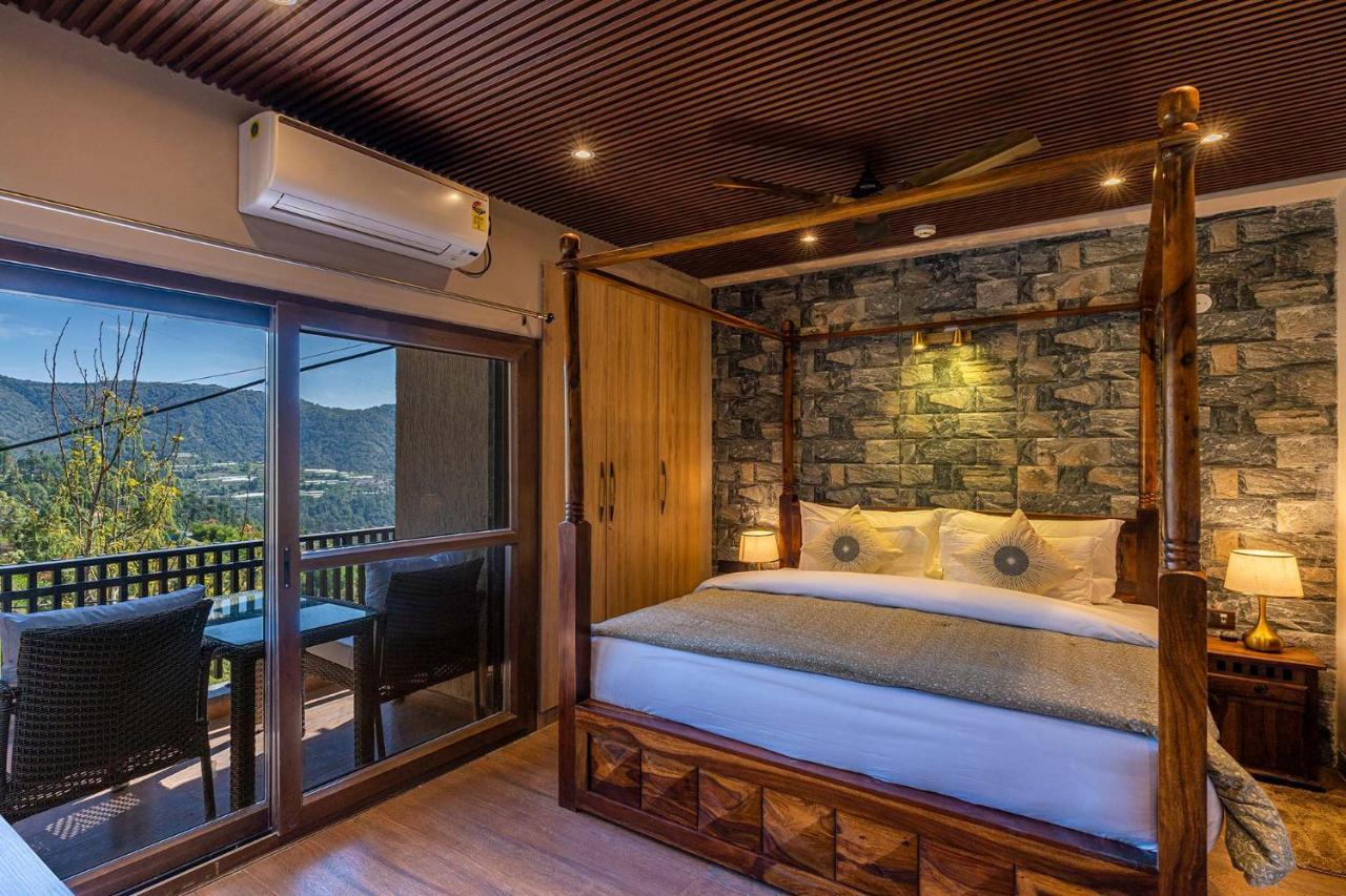 Stayvista At Residences By Tarika - Bonfire And Courtyard *
