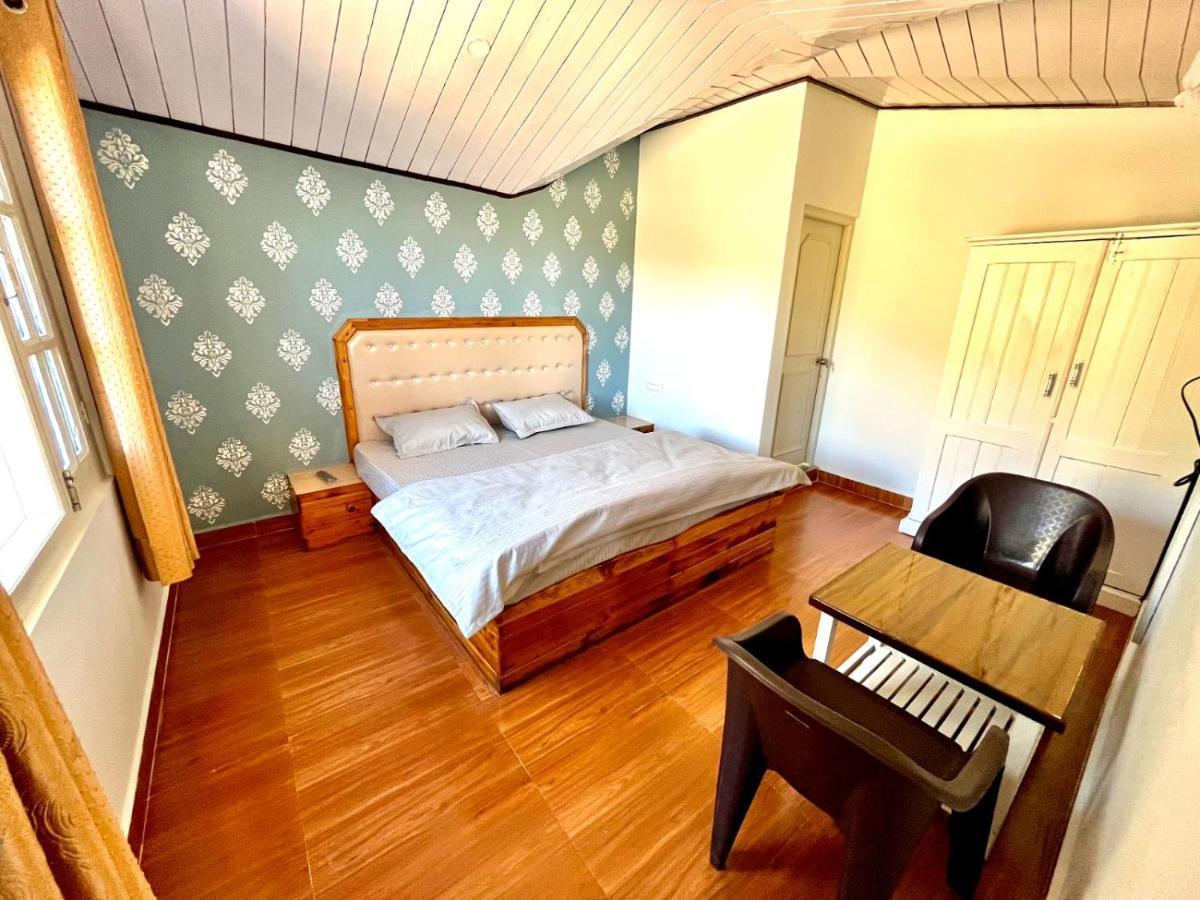 Hill Side Guest house Shimla