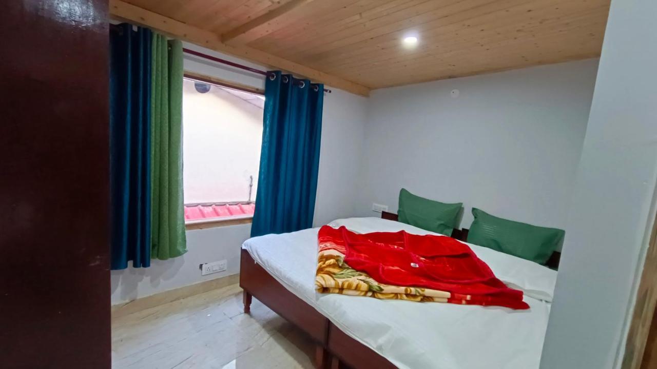 The Hostelers Homestay - Near Isbt, Bypass, Advance Study And Hpu
