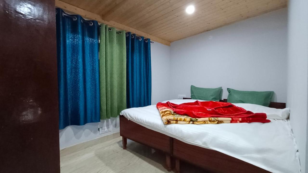 The Hostelers Homestay - Near Isbt, Bypass, Advance Study And Hpu Homestay Shimla