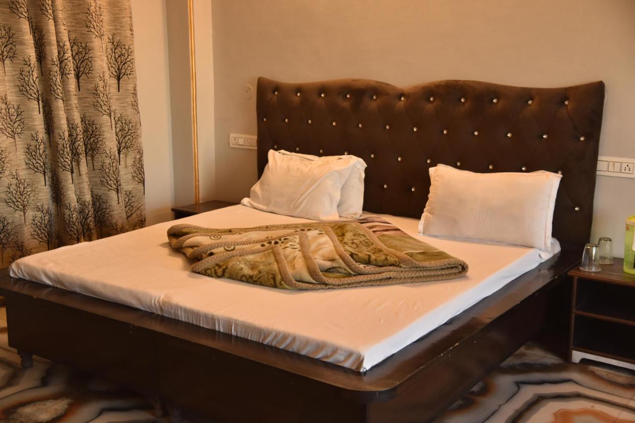 Hotel Mashobra Valley *