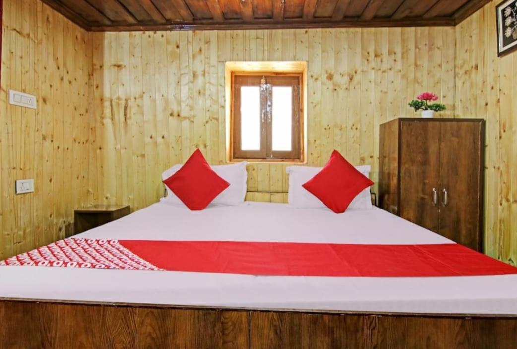 Deodar Dakbangla-kufri Holiday home