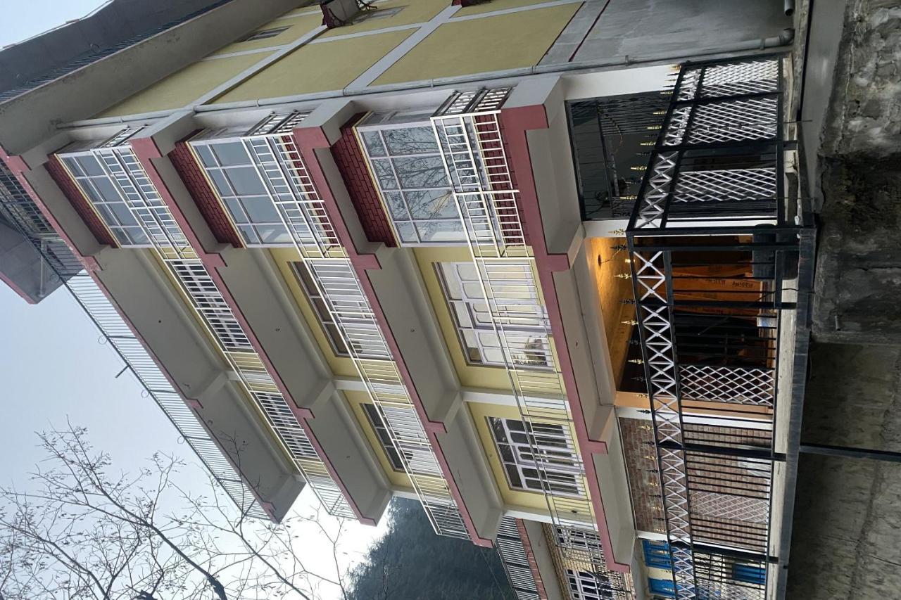 Oyo Ekaant The Retreat Apartment Shimla