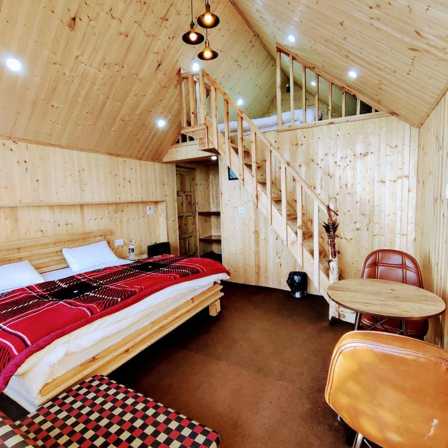Gadegal Narkanda - & Pahadi Cafe Homestay