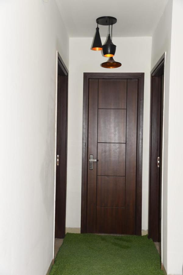 Rizell Alexis Apartment