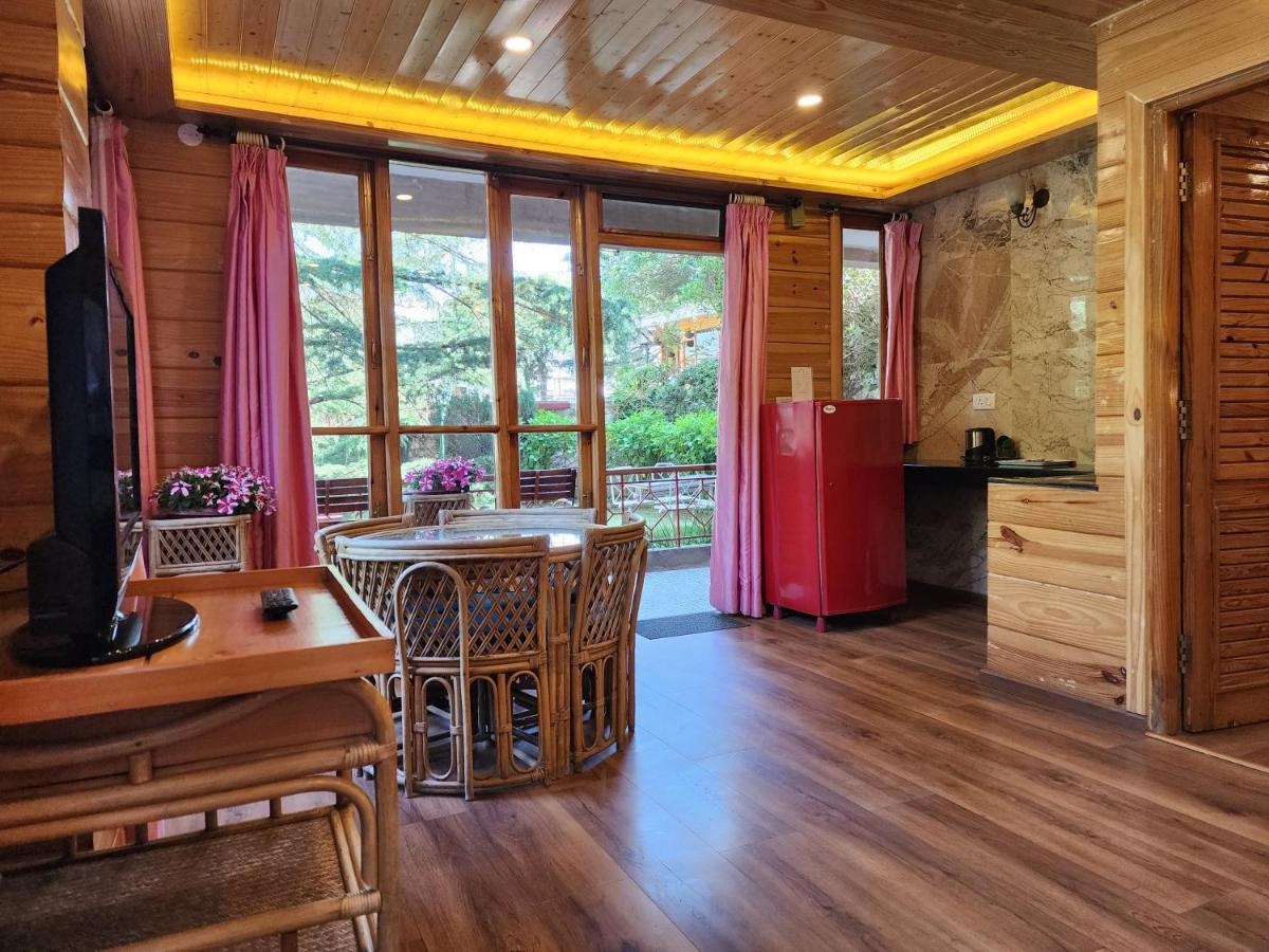 Resort The Naldehra 4*