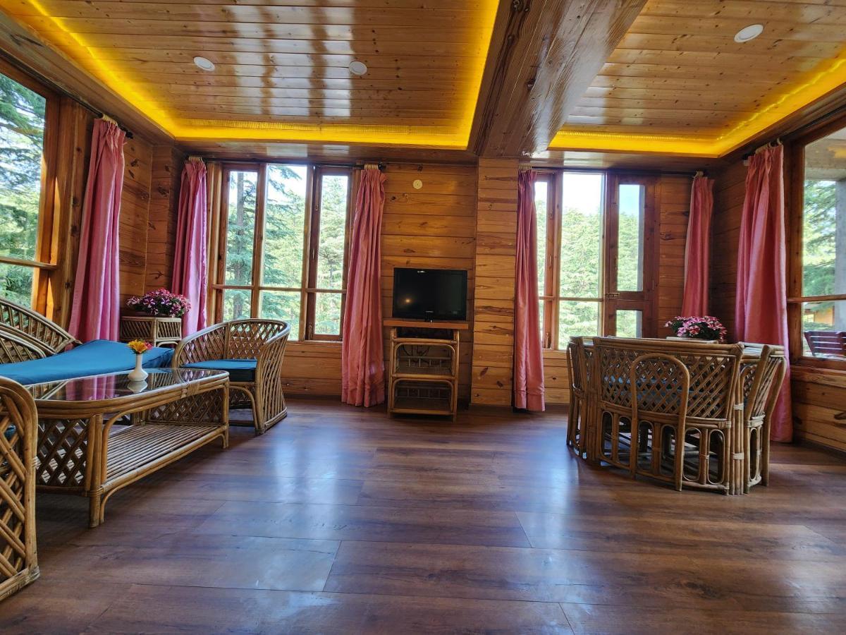 Resort The Naldehra