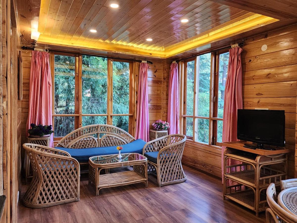 Resort The Naldehra