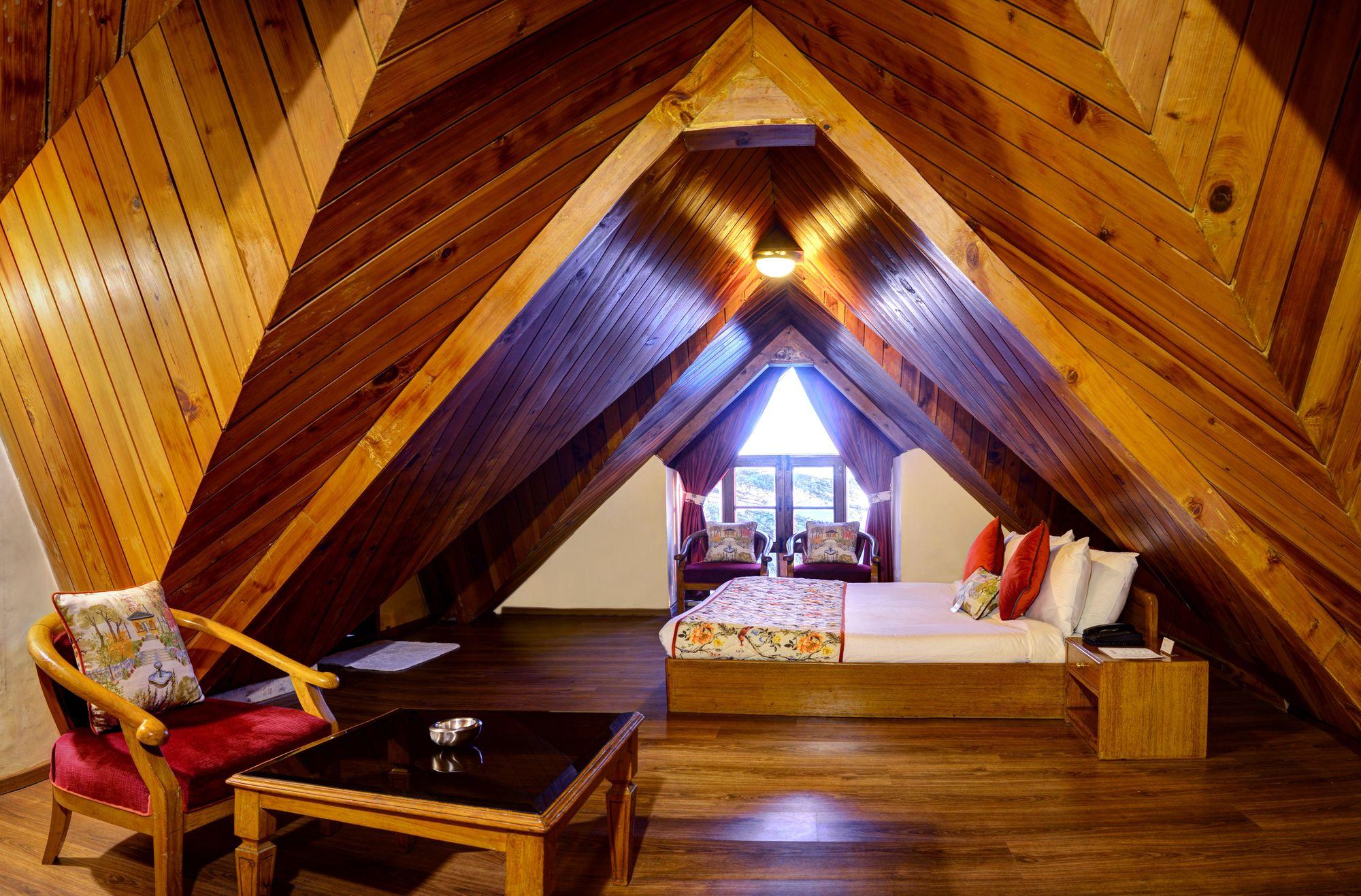 Hotel Summit Le Royale Hotel, Shimla