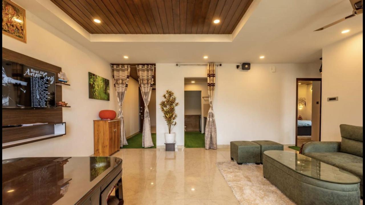 Rizell Alexis Apartment