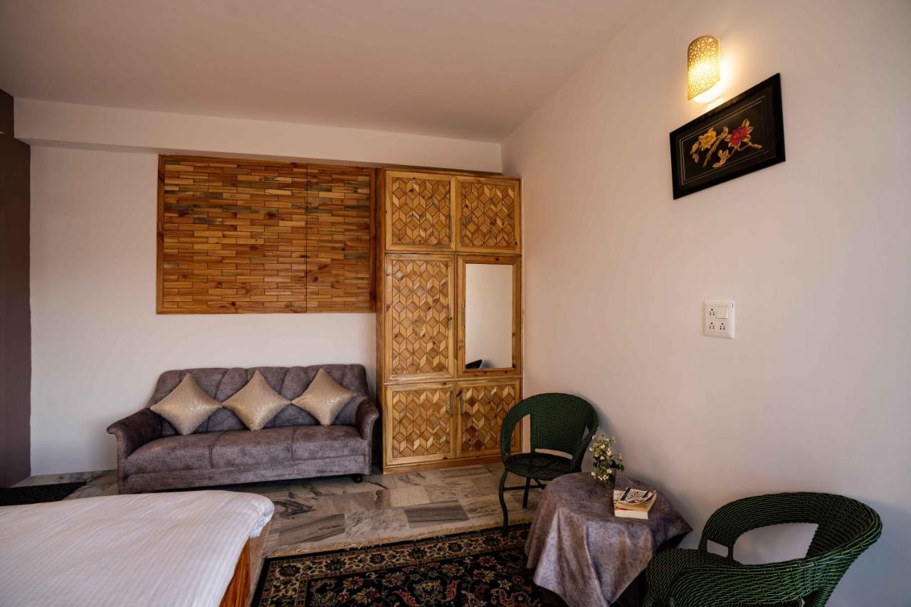 Zostel Homes Kotkhai Homestay