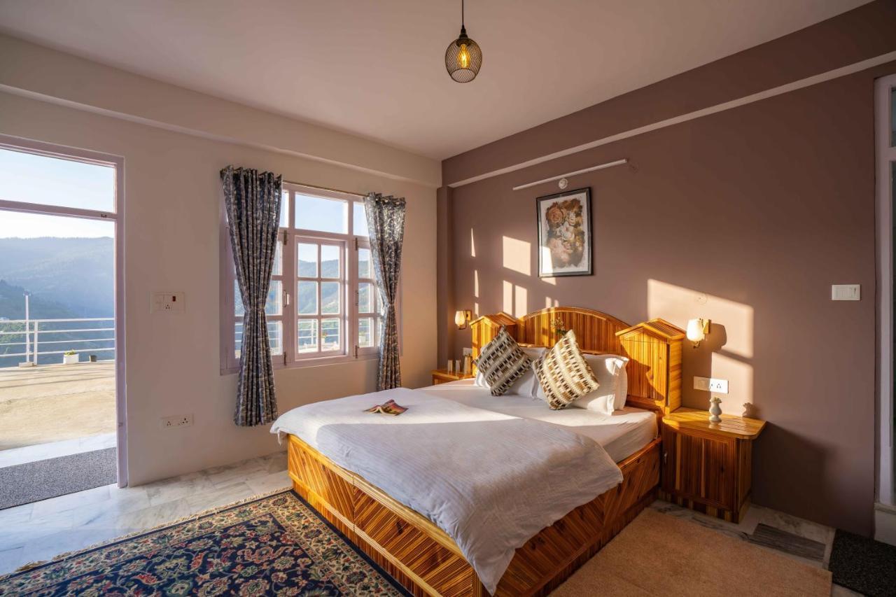 Zostel Homes Kotkhai * Shimla