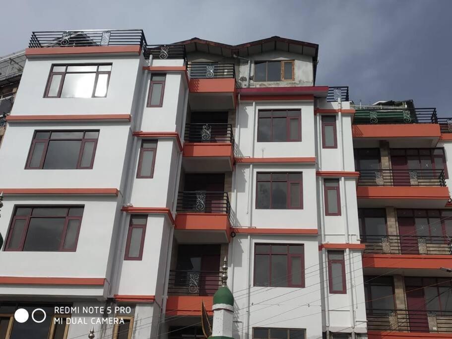 Apartment Superb Luxury Three Bed