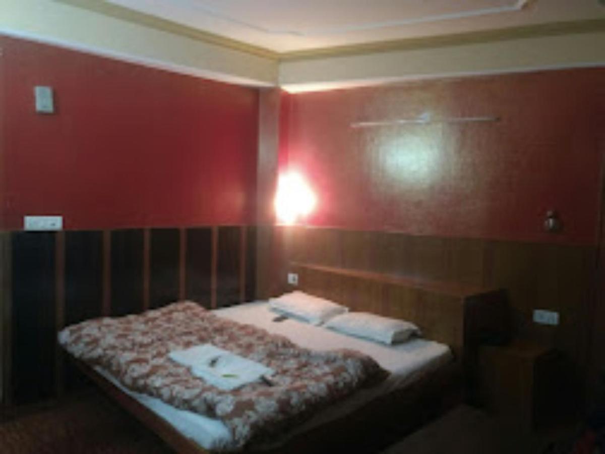 King Palace - Nature-valley-luxury-room - Prime Location With Parking Facilities 3* Shimla