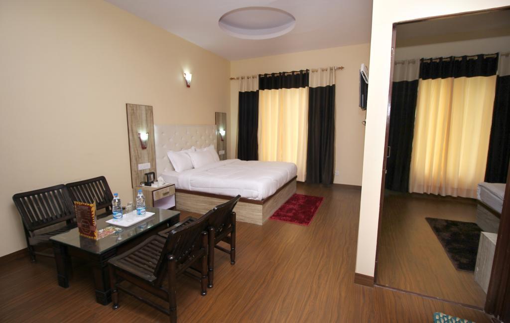 The Grand Welcome Hotel 3*