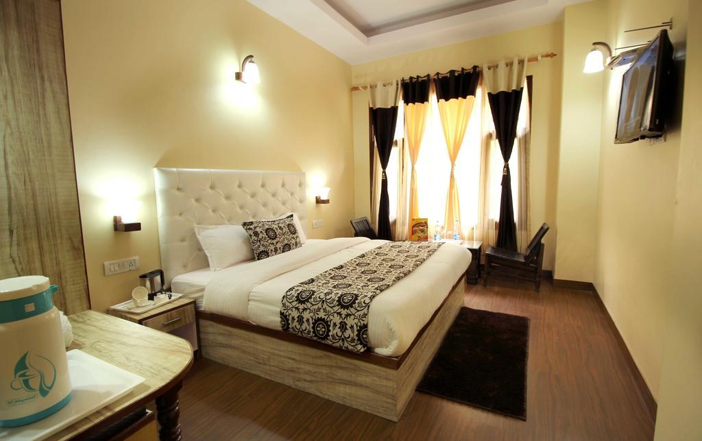 Hotel The Grand Welcome Shimla