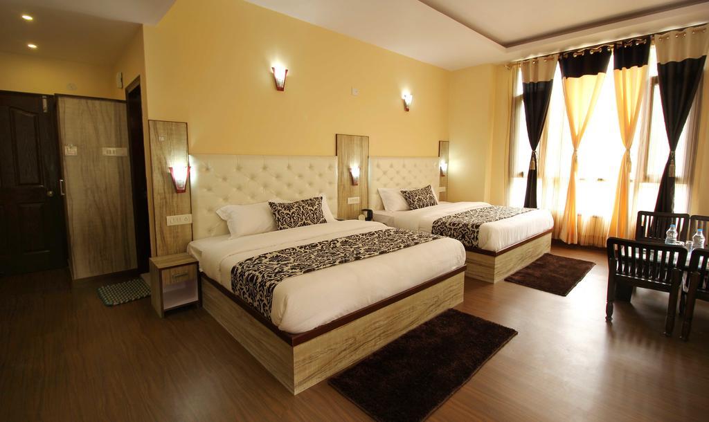 The Grand Welcome Hotel 3*