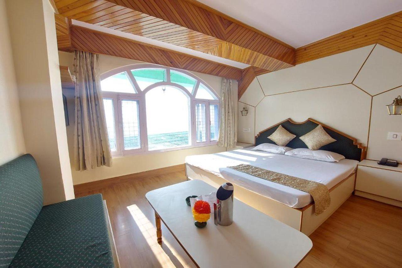 Brightland 3*