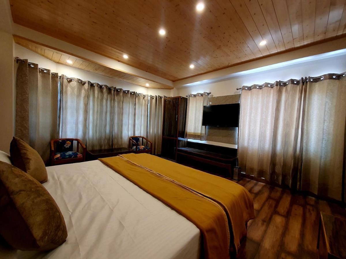 Hotel Maywood 3*