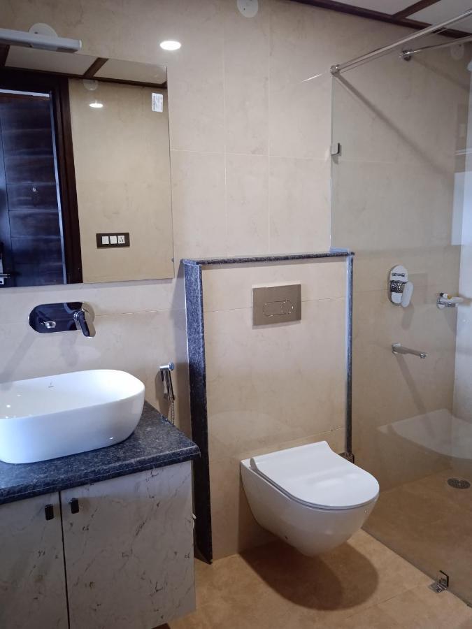 Hotel Greenfield Regency Shimla