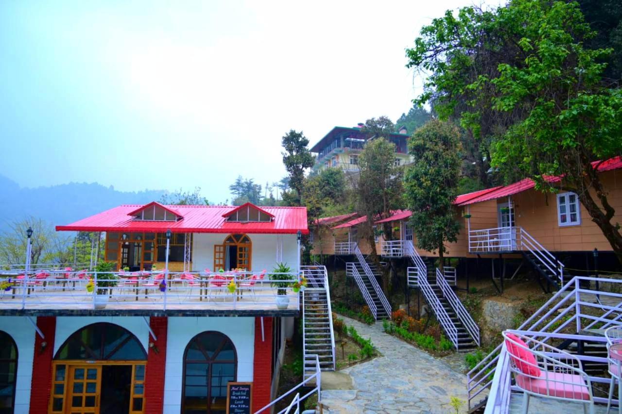 Aaroham ! Luxury By Aamod Group Resort
