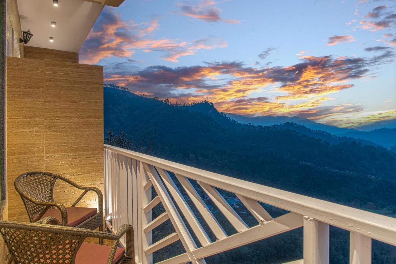 Hotel Anantvilas Hills 3*