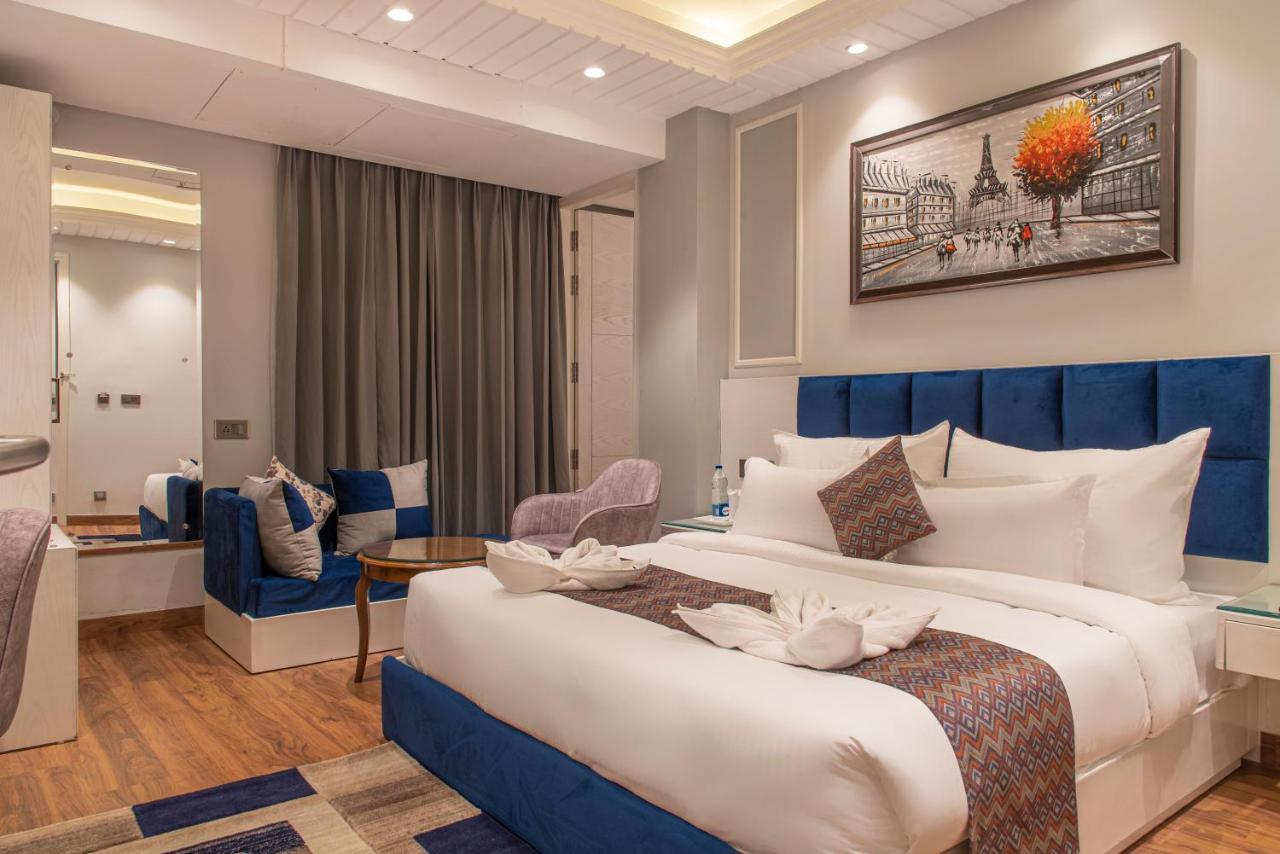 Anantvilas Hills