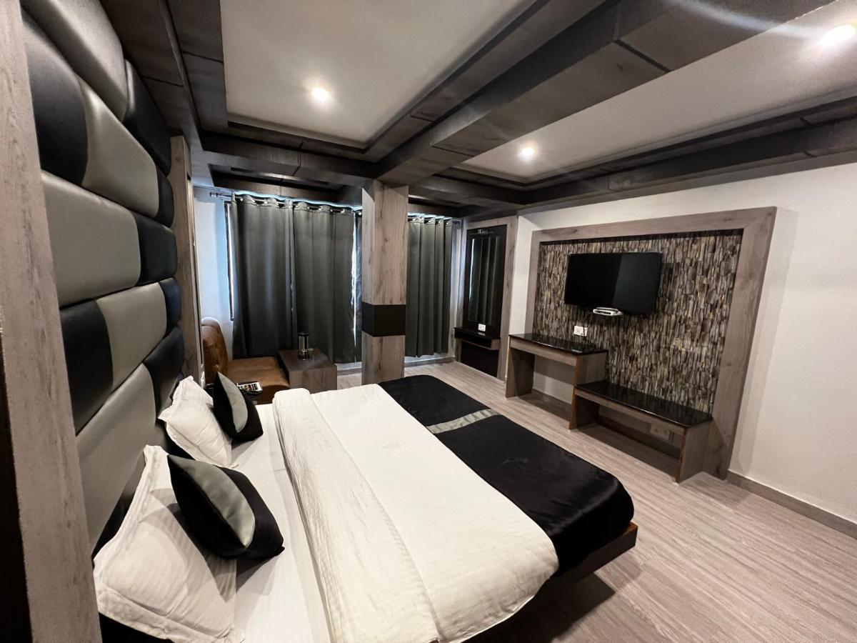 The Mall Road Victory 3* Shimla